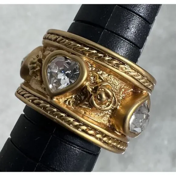 Vintage Elizabeth Taylor Gold Tone Heart Rhinestone Roses Love Ring Size 5 - Picture 5 of 8